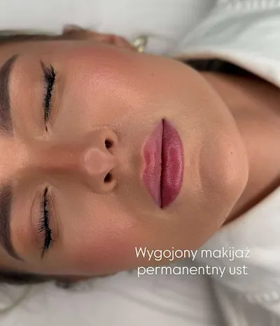 Studio. Eliza Hertig Makijaż permanentny i szkolenia Poznań